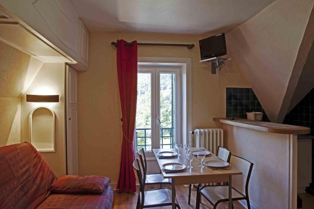 Hotel Et Residence Des Bains Vic-sur-Cere Phòng bức ảnh